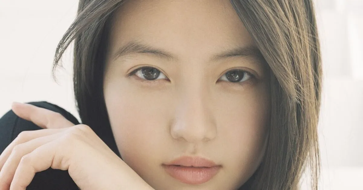 今田美桜の黒目はカラコン？裸眼？