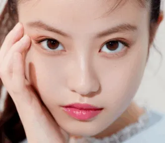 今田美桜の黒目が大きい理由を分析